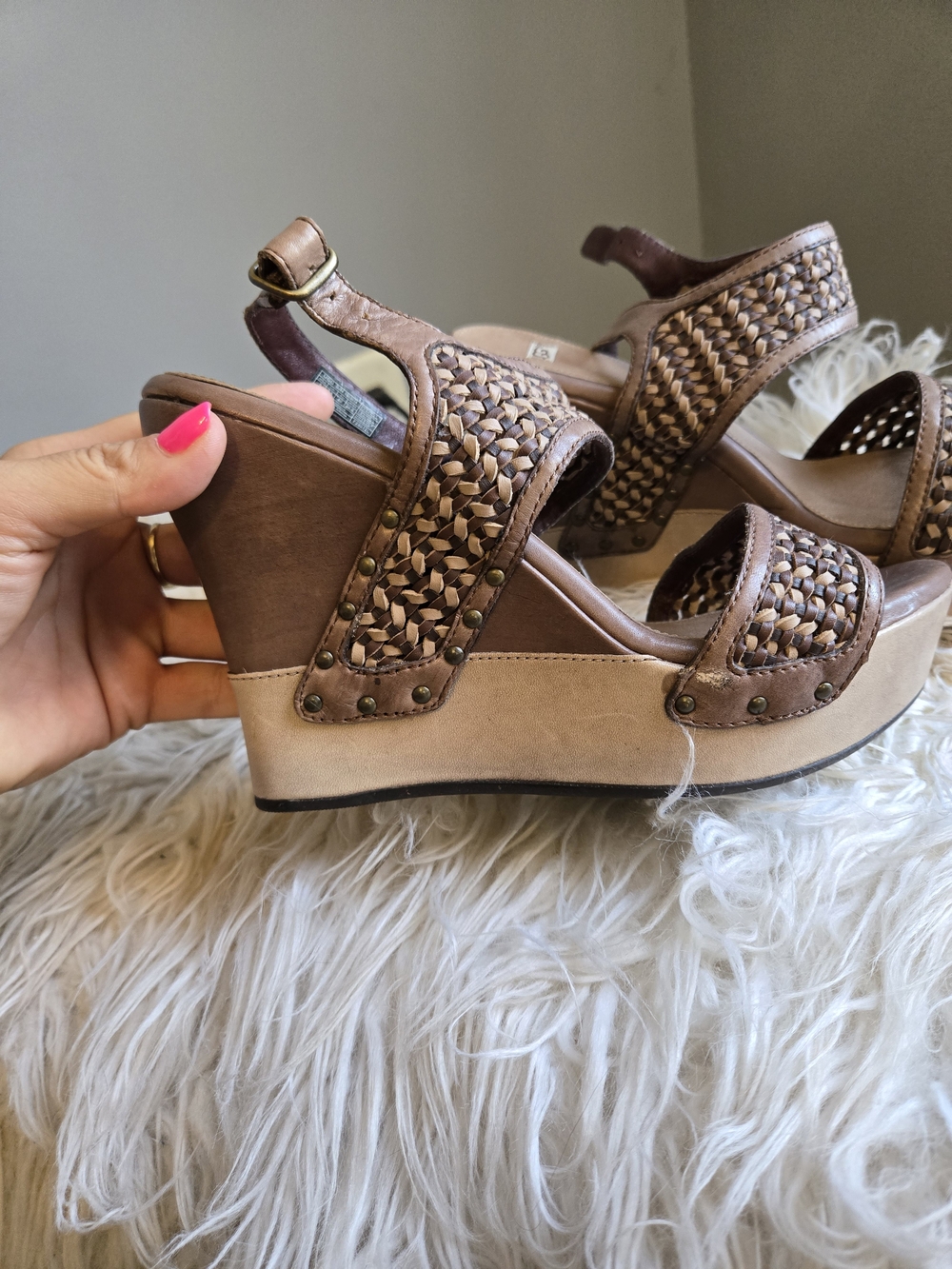 UGG Woven Strap Brown Platform Sandals - Women's - Picture 2 of 6